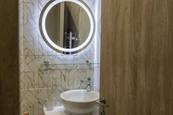 G102 Κεντρικό Πολυτελές Διαμέρισμα Apartman Vólosz Kültér fotó